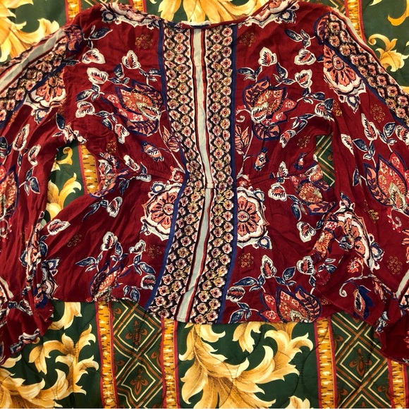 70s Style Floral XL Bell-Sleeves Gypsy/Witchy/Boho/Hippie Long Sleeve Blouse - Picture 16 of 16